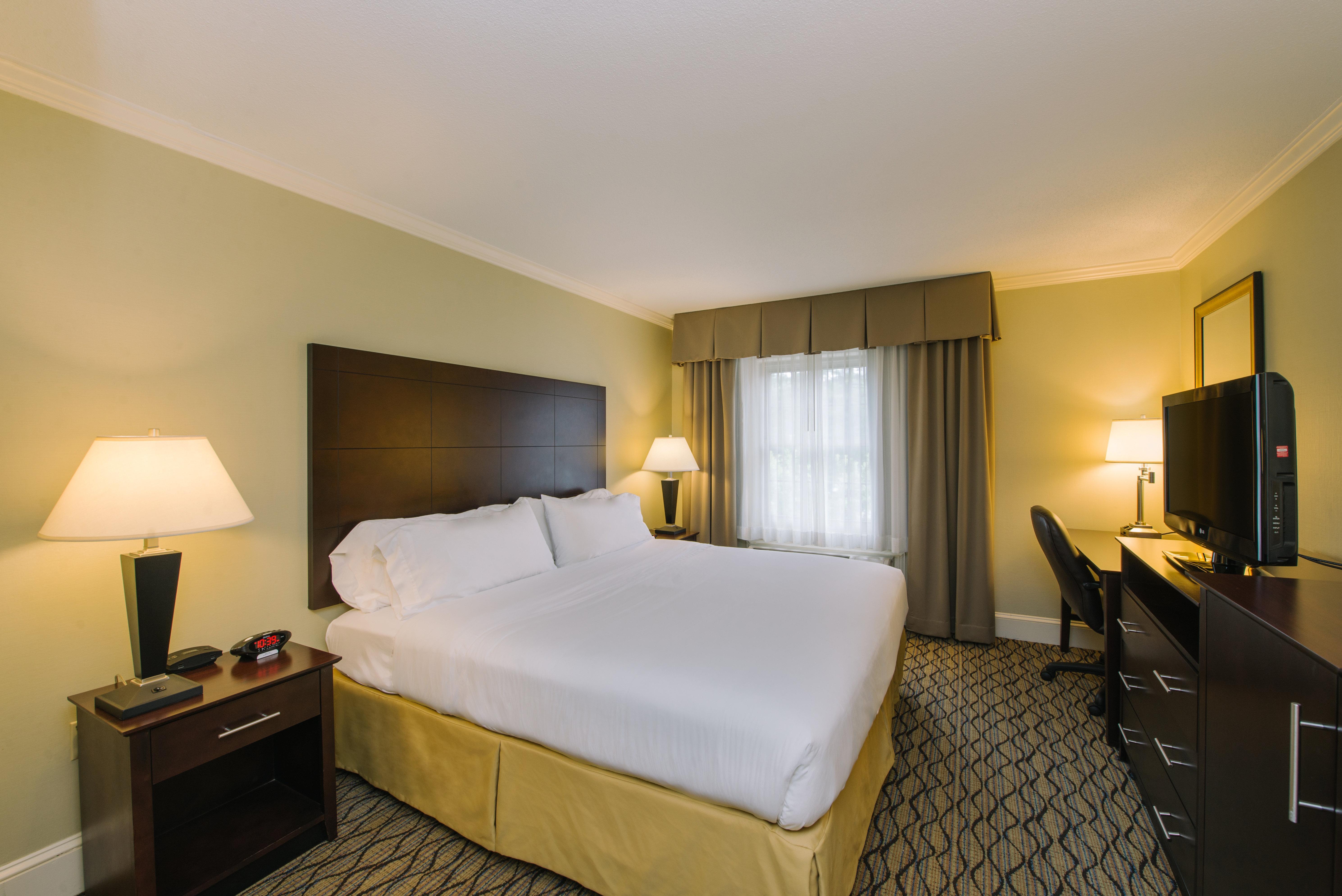 Holiday Inn Express And Suites Merrimack By Ihg Экстерьер фото
