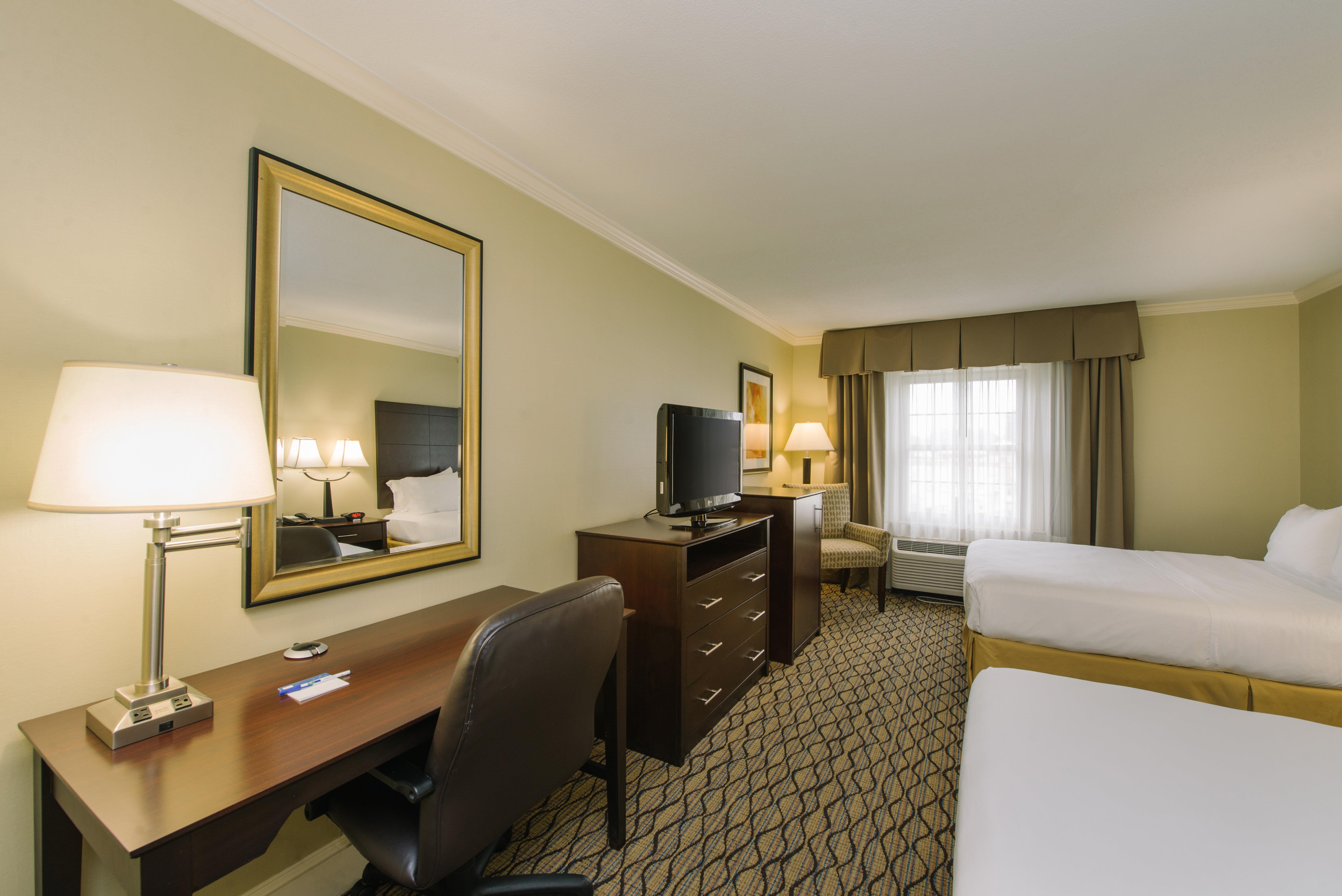 Holiday Inn Express And Suites Merrimack By Ihg Экстерьер фото