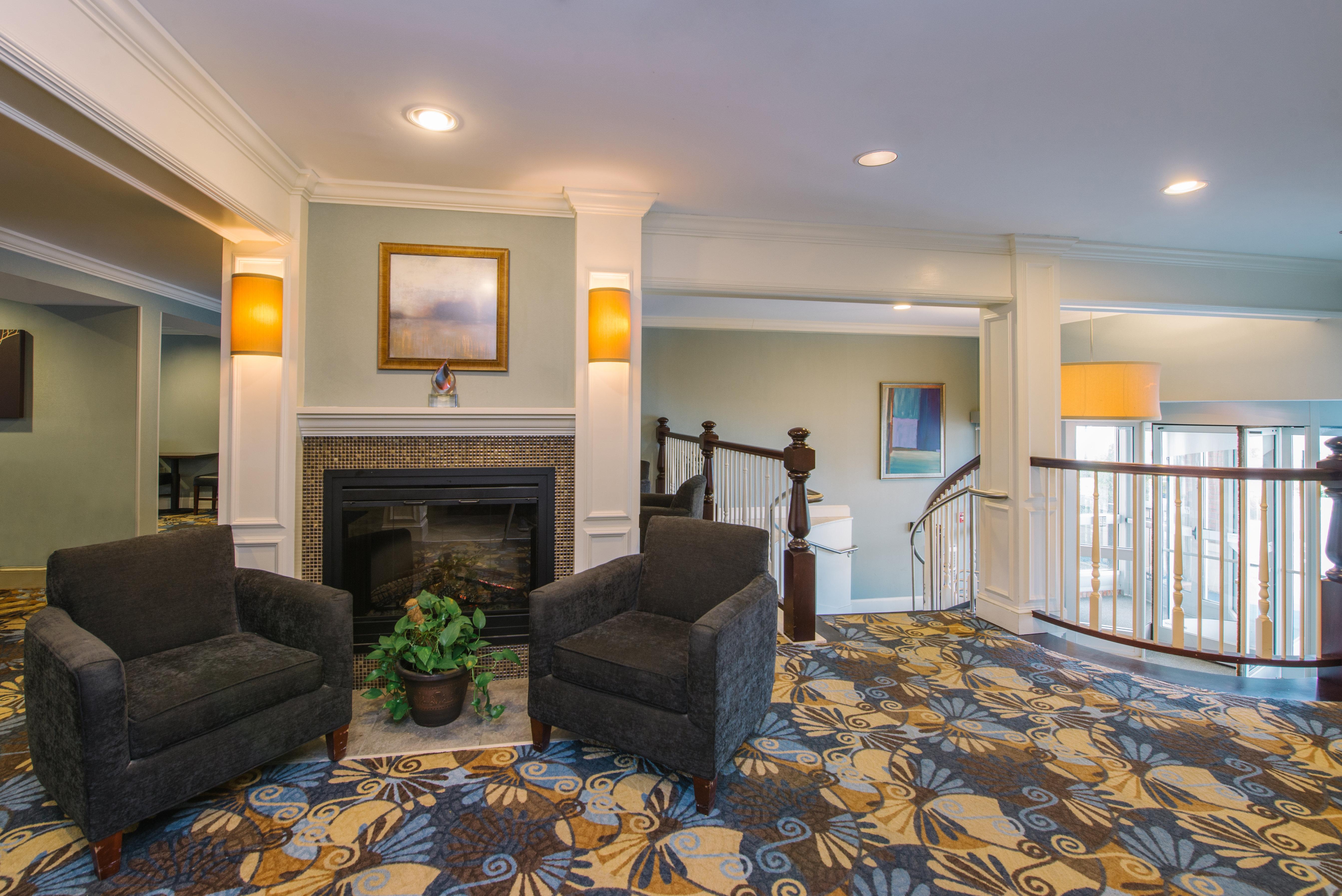 Holiday Inn Express And Suites Merrimack By Ihg Экстерьер фото