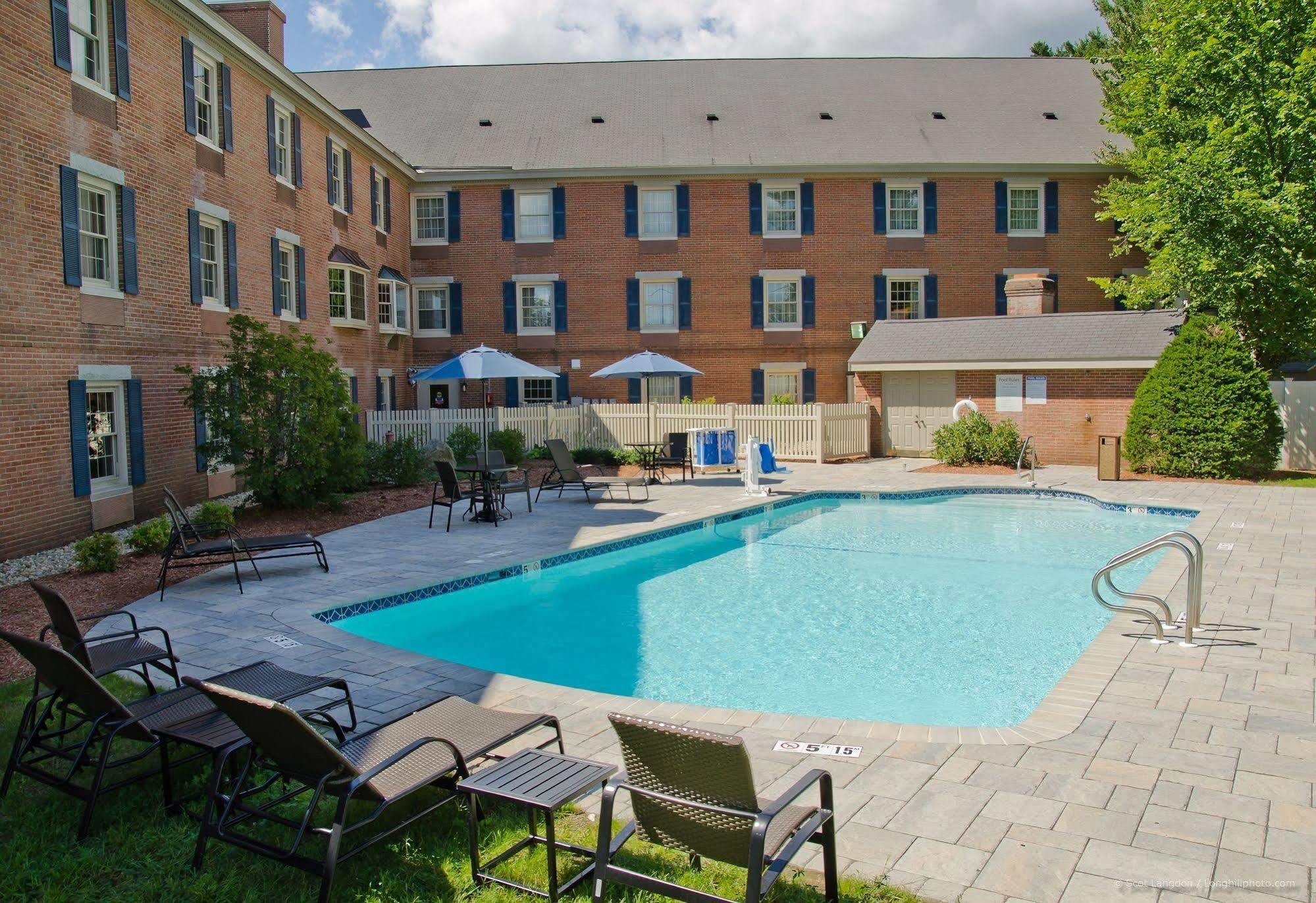Holiday Inn Express And Suites Merrimack By Ihg Экстерьер фото